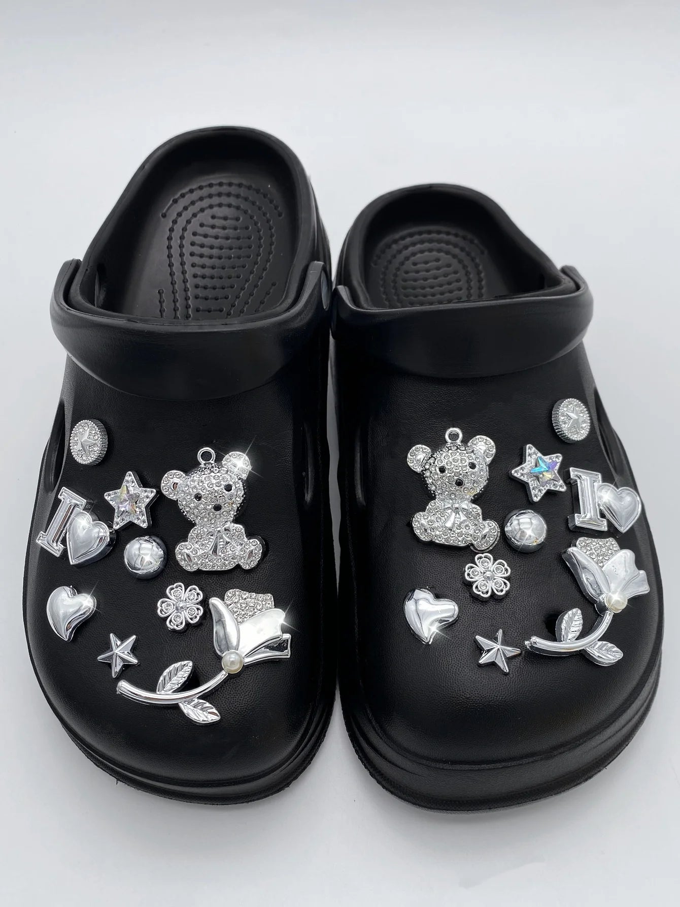 18 silver dot diamond bear, letters, hearts, silver beads, stars and other DIY shoe buckle decorations, multi-functional shoe cl