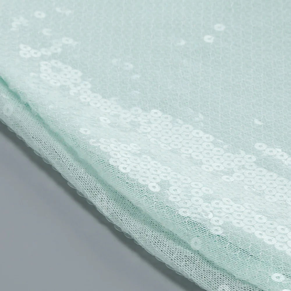 Luxury celebrity vacation photography nightclub evening gown sexy solid color sequin banquet long sleeved dress