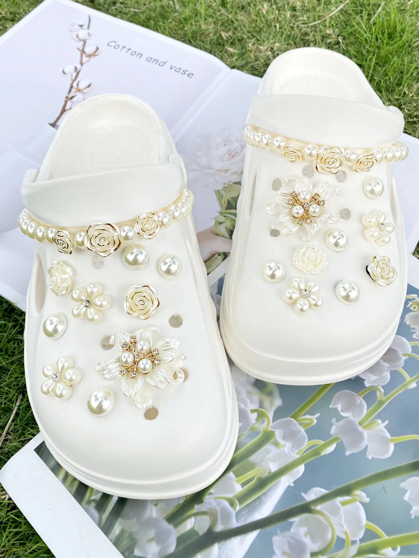 20 pieces of white ABS pearl flower chains, white ABS pearl flowers, roses, ABS diamond flowers, ABS pearl shoe buckle DIY decor