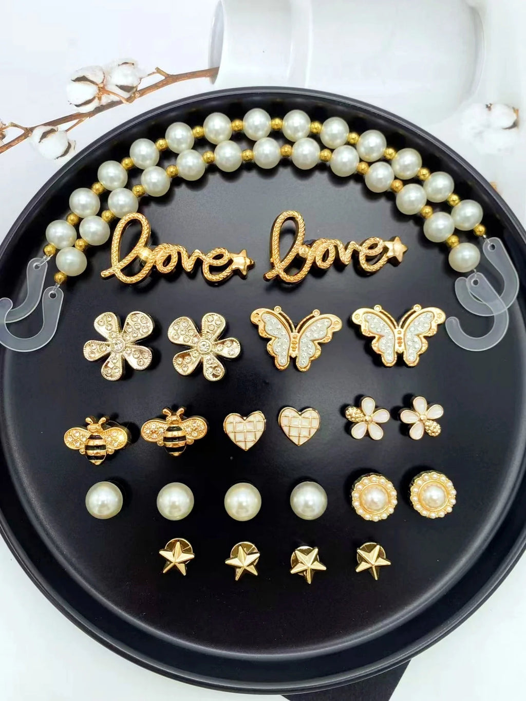 24 pieces of golden fashion (ABS pearl chains, butterflies, stars, flowers, letters, hearts, ABS pearls) ABS resin shoe buckles,