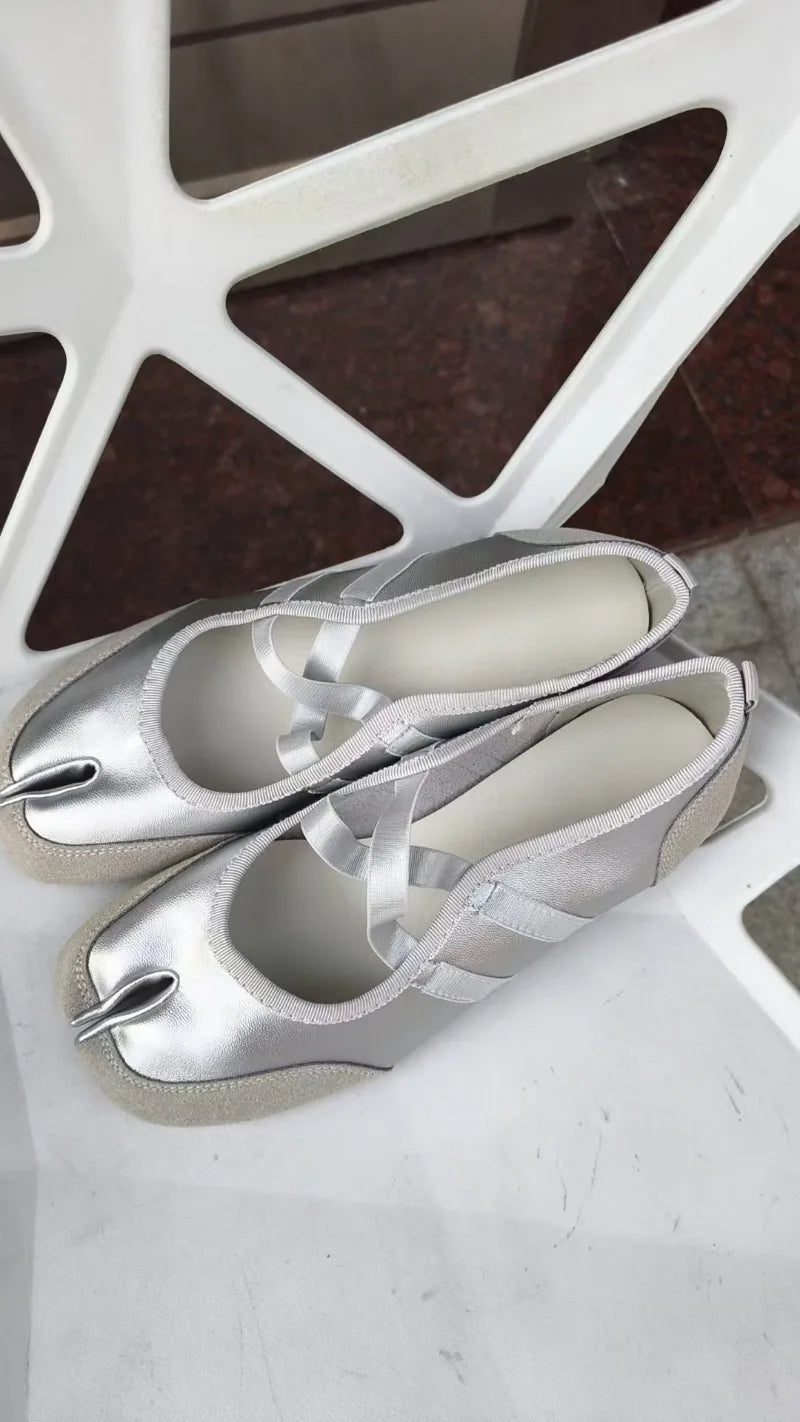 Cross Strap Tabi Flat Shoes Women Casual Fashion Design Mary Jane Shoes Slip-on Split Toe Ballet Shoes 2025 Summer Elegant New