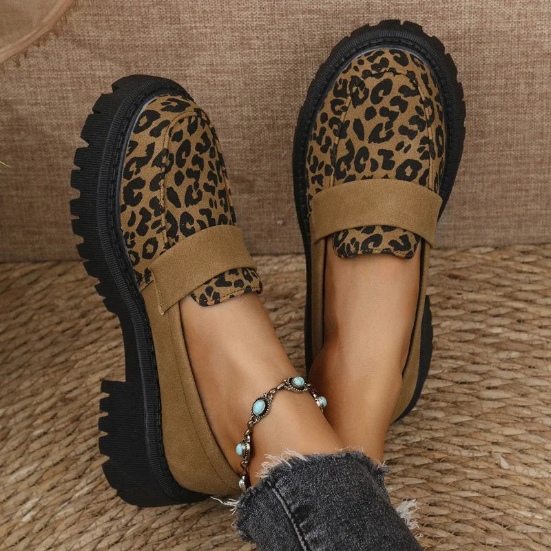Leather Shoes for Women Fashion Leopard Platform Shoes Women Slip on Loafers High Quality Soft Sole Women Shoe Big Size 2025 New