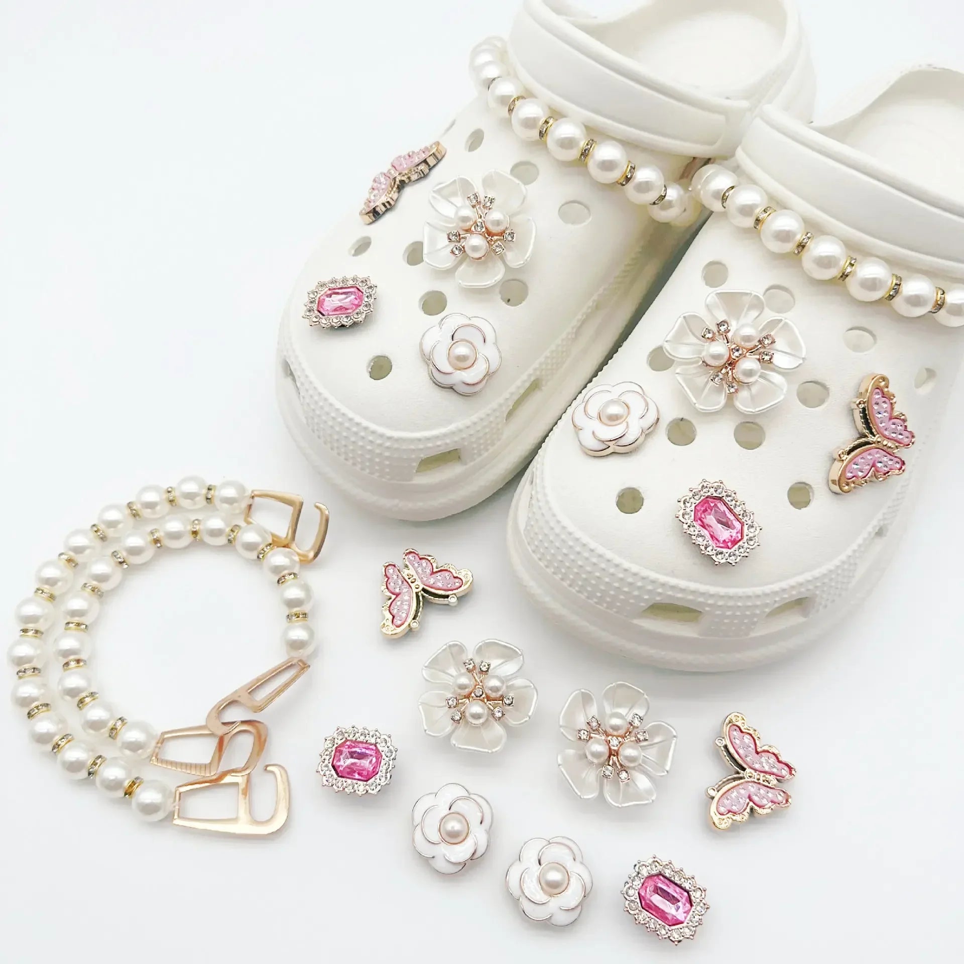1Set New Shoe Charms Set Creative 3D Shoe Flower Diamond Butterfly Pearl Flower Detachable Chain Buckle Girls Shoe Decoration