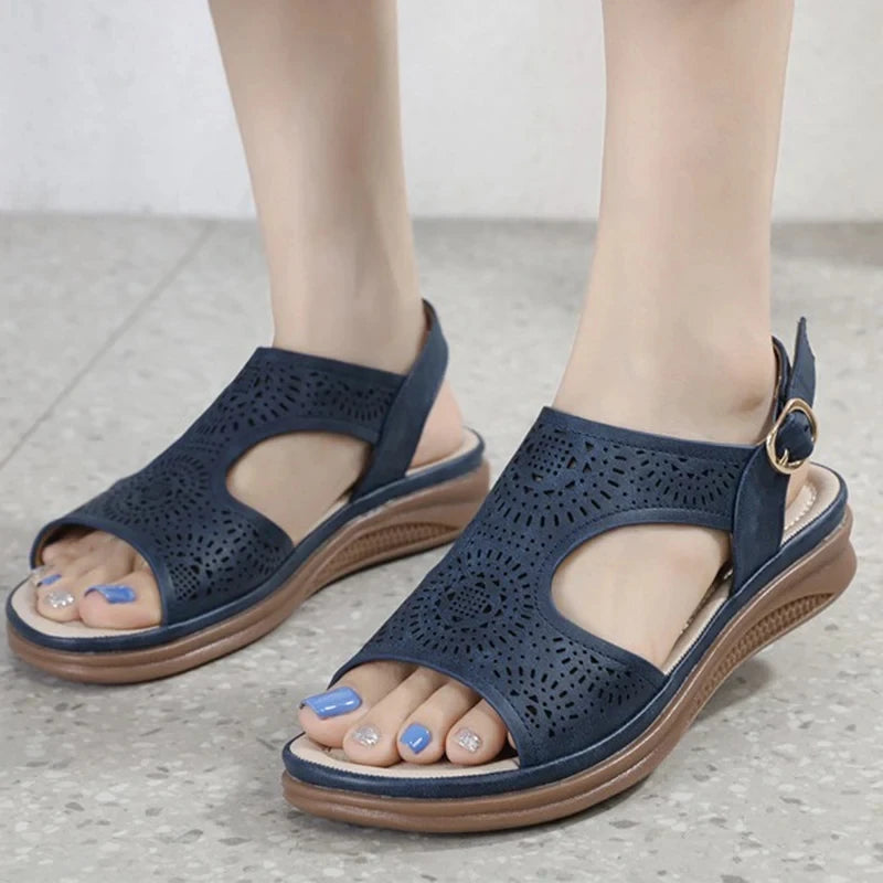 Low Sandals Woman Leather Female Shoe Clogs Wedge Large Size Low-heeled Fashion Girls Platform Big Beige Retro  Comfort Scan