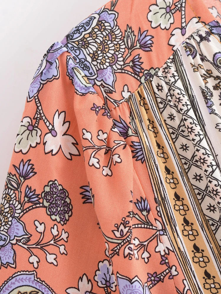 Boho Queens Women Wild Floral Print Deep V-neck Summer Bohemian Mini Dresses Robe Lady Short Sleeve Beach Boho Dress Vestidos