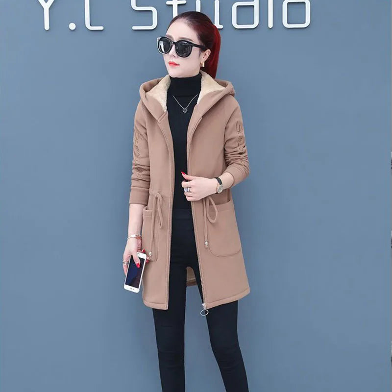 Plus Velvet Thick Lamb Plush Jacket Women 2025 New Autumn Winter Parkas Lace-Up Of Hooded Loose Long Embroid Trench Coat Female