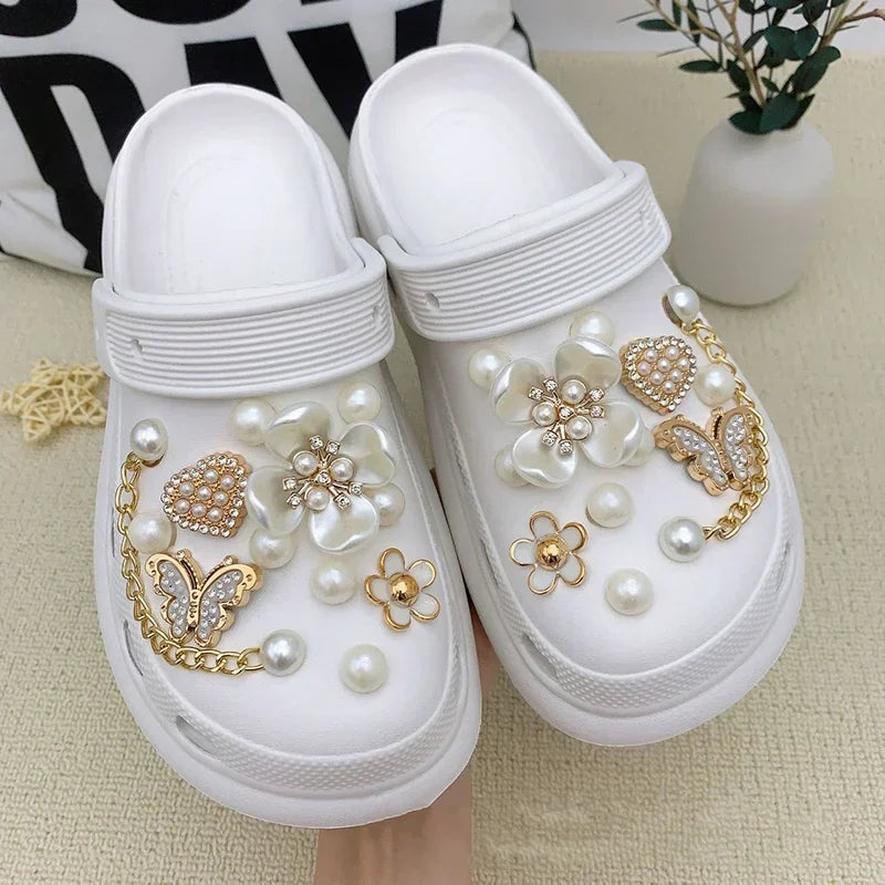 1Set New Shoe Charms Set Creative 3D Shoe Flower Diamond Butterfly Pearl Flower Detachable Chain Buckle Girls Shoe Decoration