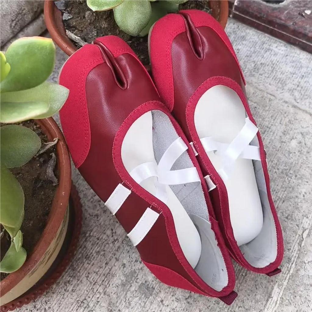 Cross Strap Tabi Flat Shoes Women Casual Fashion Design Mary Jane Shoes Slip-on Split Toe Ballet Shoes 2025 Summer Elegant New