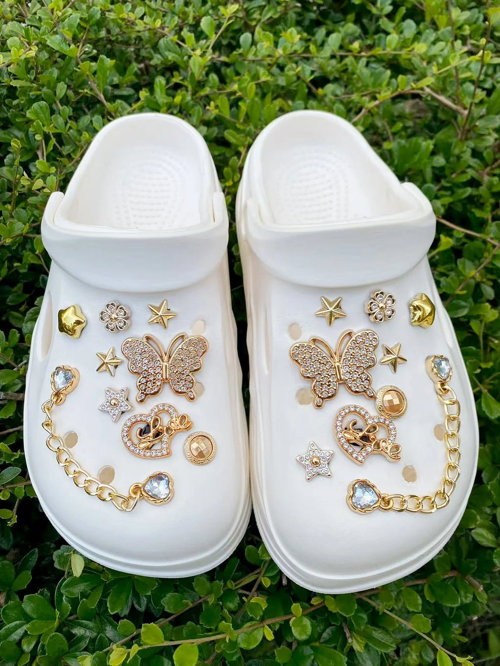 18 pieces of golden fashionable ABS chain, dotted with butterfly, star, flower, heart letter DIY decorations, suitable for women