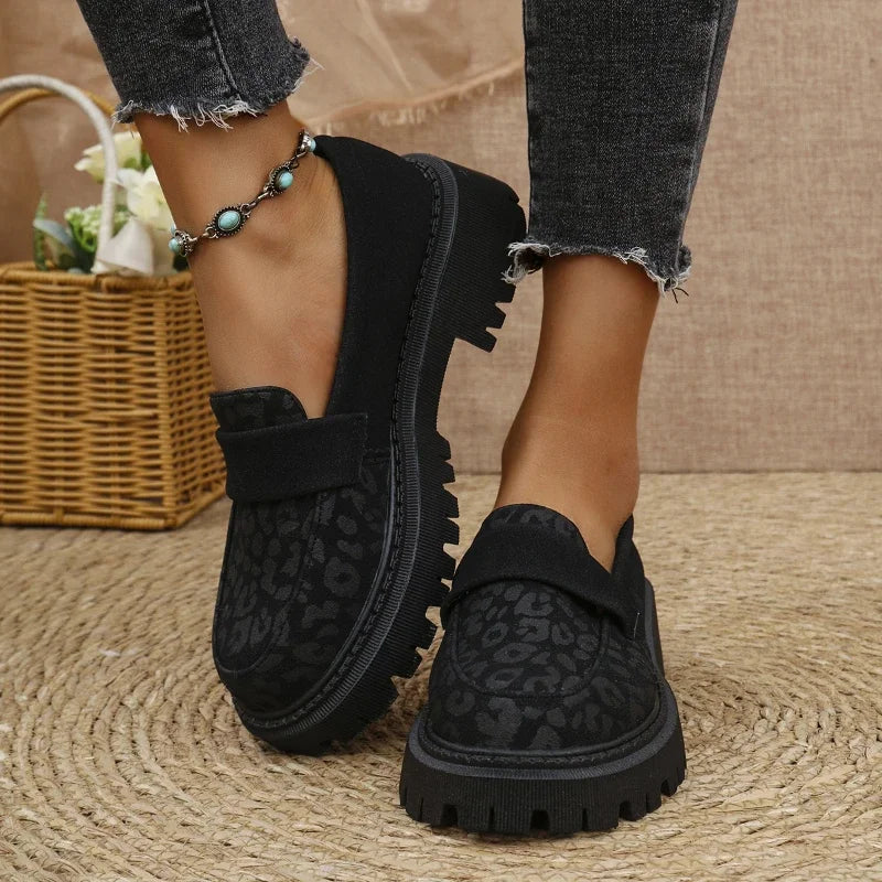 Leather Shoes for Women Fashion Leopard Platform Shoes Women Slip on Loafers High Quality Soft Sole Women Shoe Big Size 2025 New