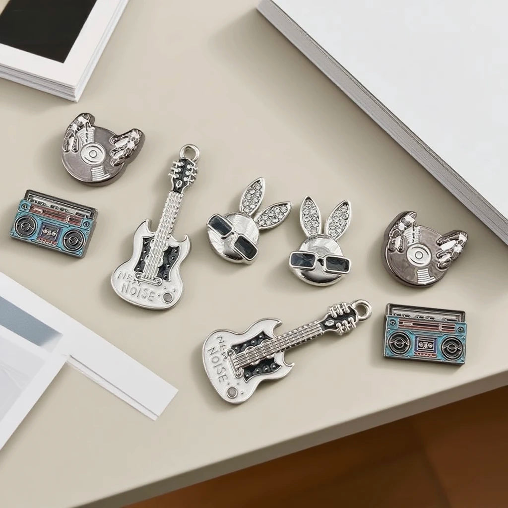 8pcs Animal Rock Music Guitar Detachable Charm Shoe Decorations, Suitable for Crocs Clogs Bogg Bags Party Gift Idea