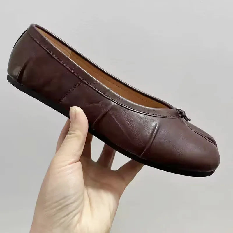 Wrinkles Tabi Ninja Shoes 2025 Women Cozy Leather Flats Split Hoof Toe Loafers Femme Mary Jeans Mocasines Ladies Ballerina Shoe