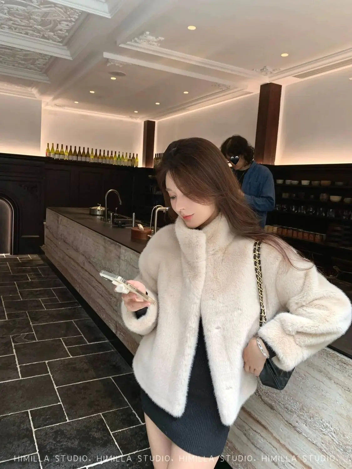 Spring Autumn Lady Short Leather Fur Outwear 2024 Women Fashion Stand Collar Mink Fur Top Female Long Sleeves Fox Jacket