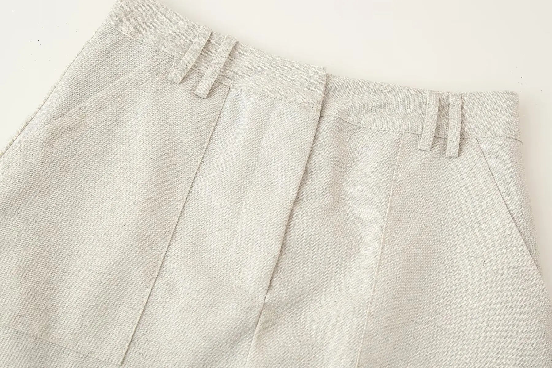 2025 New Set Women's Asymmetric Buckle Vest Short Skirt Set Round Neck Sleeveless Top A-line Skirt Summer New Casual Chic Set