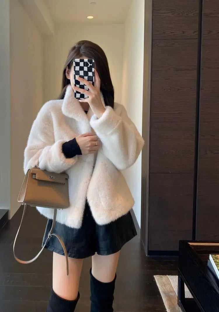 Spring Autumn Lady Short Leather Fur Outwear 2024 Women Fashion Stand Collar Mink Fur Top Female Long Sleeves Fox Jacket