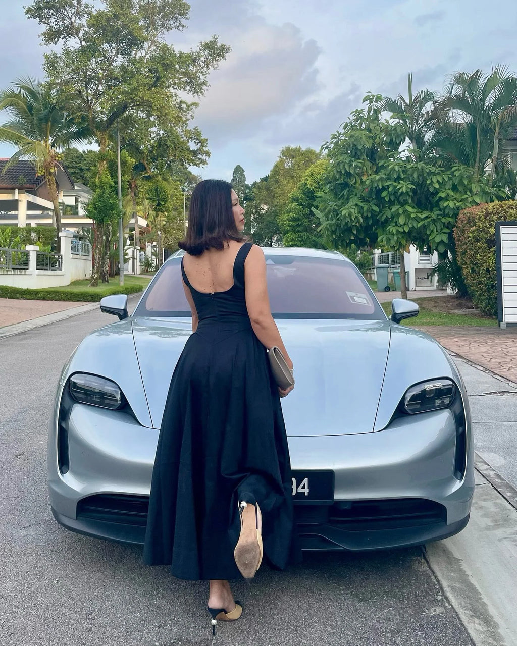 2025 New Hepburn Style Organic Cotton Temperament Backless Long Black Dress for Women