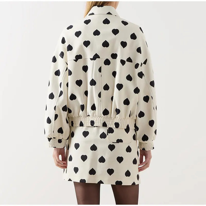 Autumn Female Commuting Streetwear Elegant Black Polka Hearts Bomber Jacket Women Fashion Long Sleeve Flips Pocket Zipper Coat