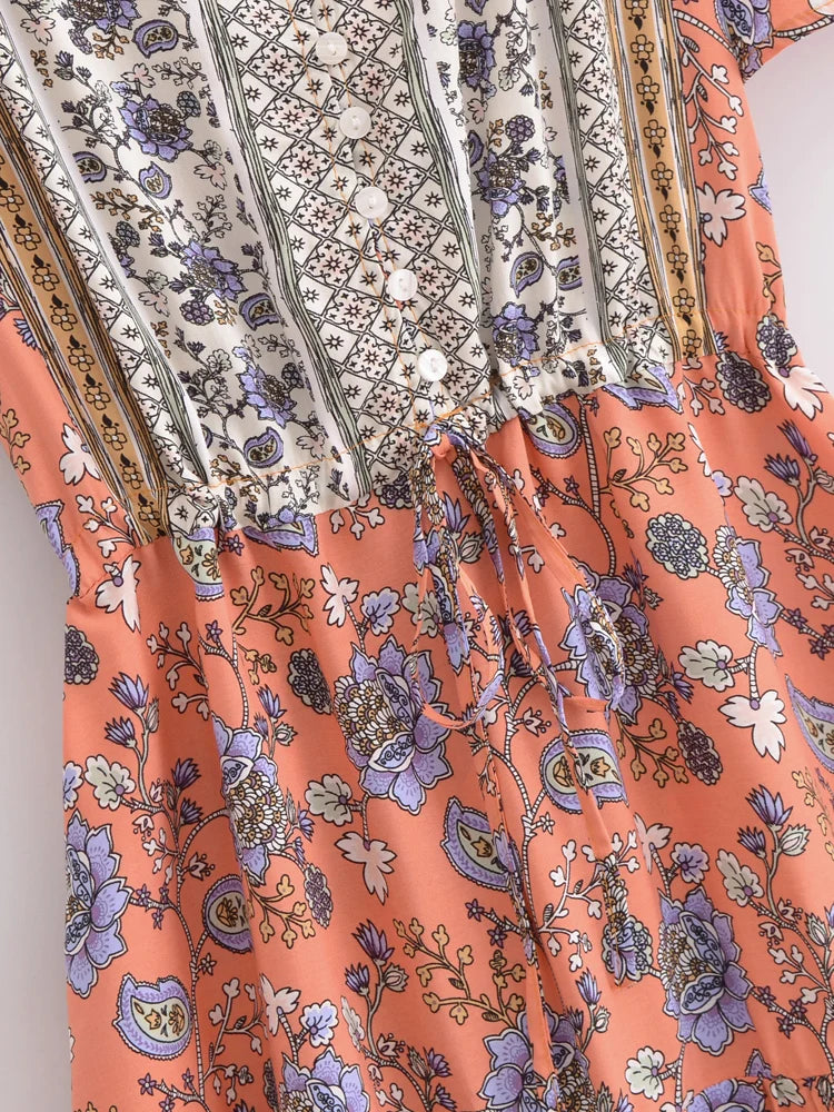 Boho Queens Women Wild Floral Print Deep V-neck Summer Bohemian Mini Dresses Robe Lady Short Sleeve Beach Boho Dress Vestidos