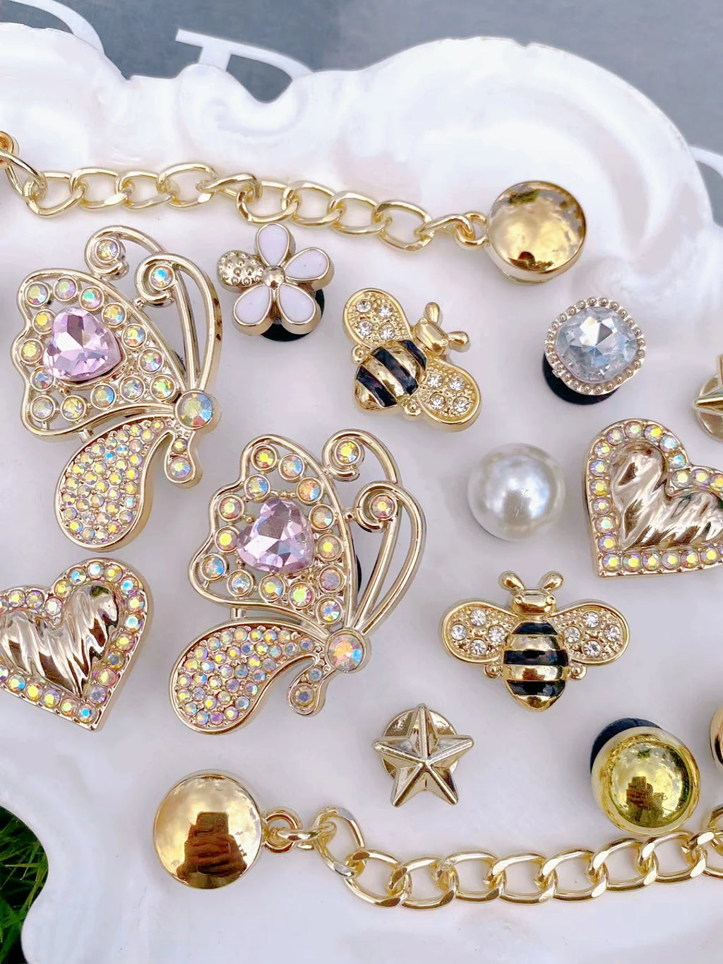 20 fashionable golden butterfly, heart, star and other crocs and shoe accessories, DIY lace shoe accessories, detachable decorat