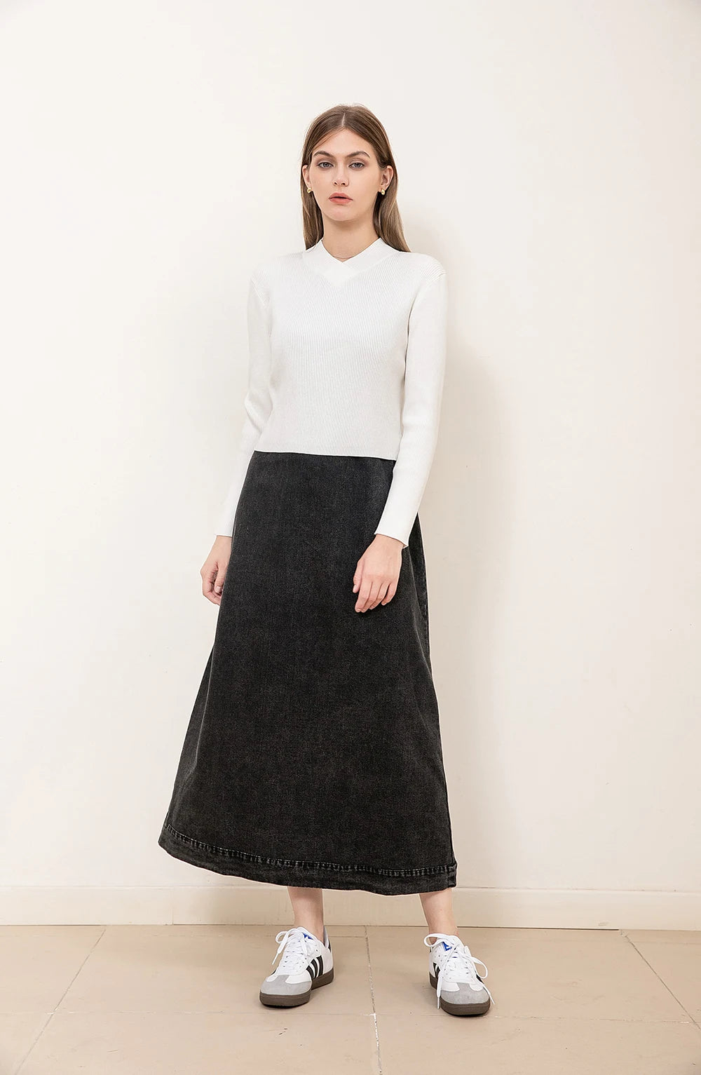 AP New 2025 Autumn Women Denim Sleeveless Dress Black Knitting Cardigan Fashion Style