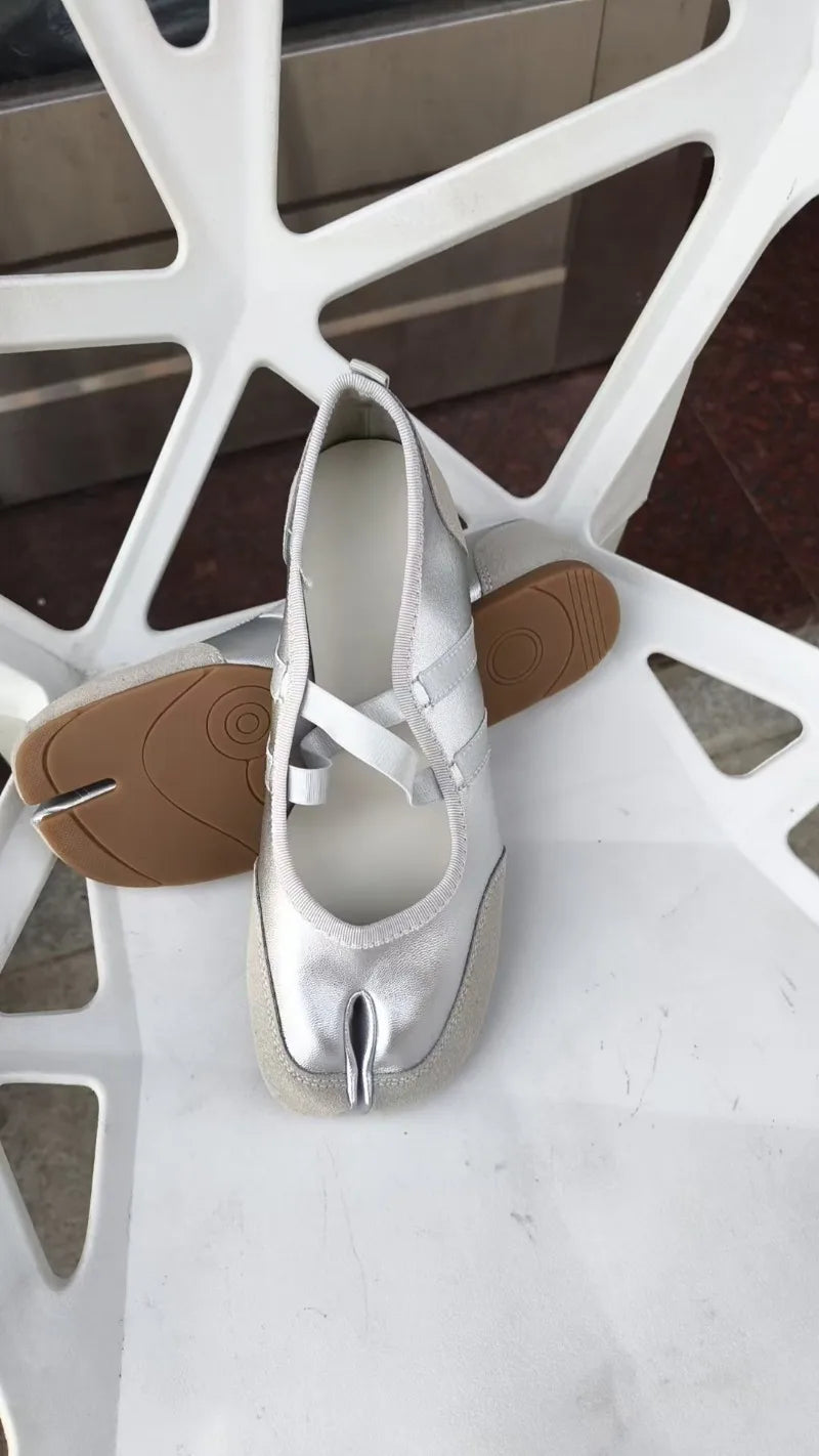 Cross Strap Tabi Flat Shoes Women Casual Fashion Design Mary Jane Shoes Slip-on Split Toe Ballet Shoes 2025 Summer Elegant New