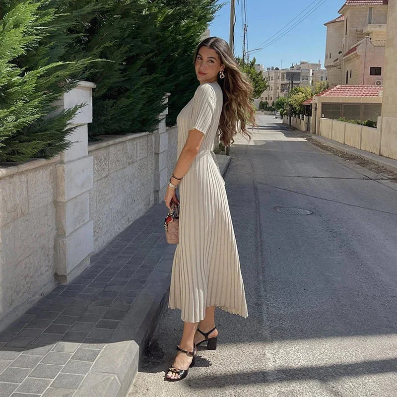 Knitted Women Long Dress Short Sleeve Pleated Lady Dresses 2024 Fashion Autumn Winter Hip Package O Neck Female Vestidos