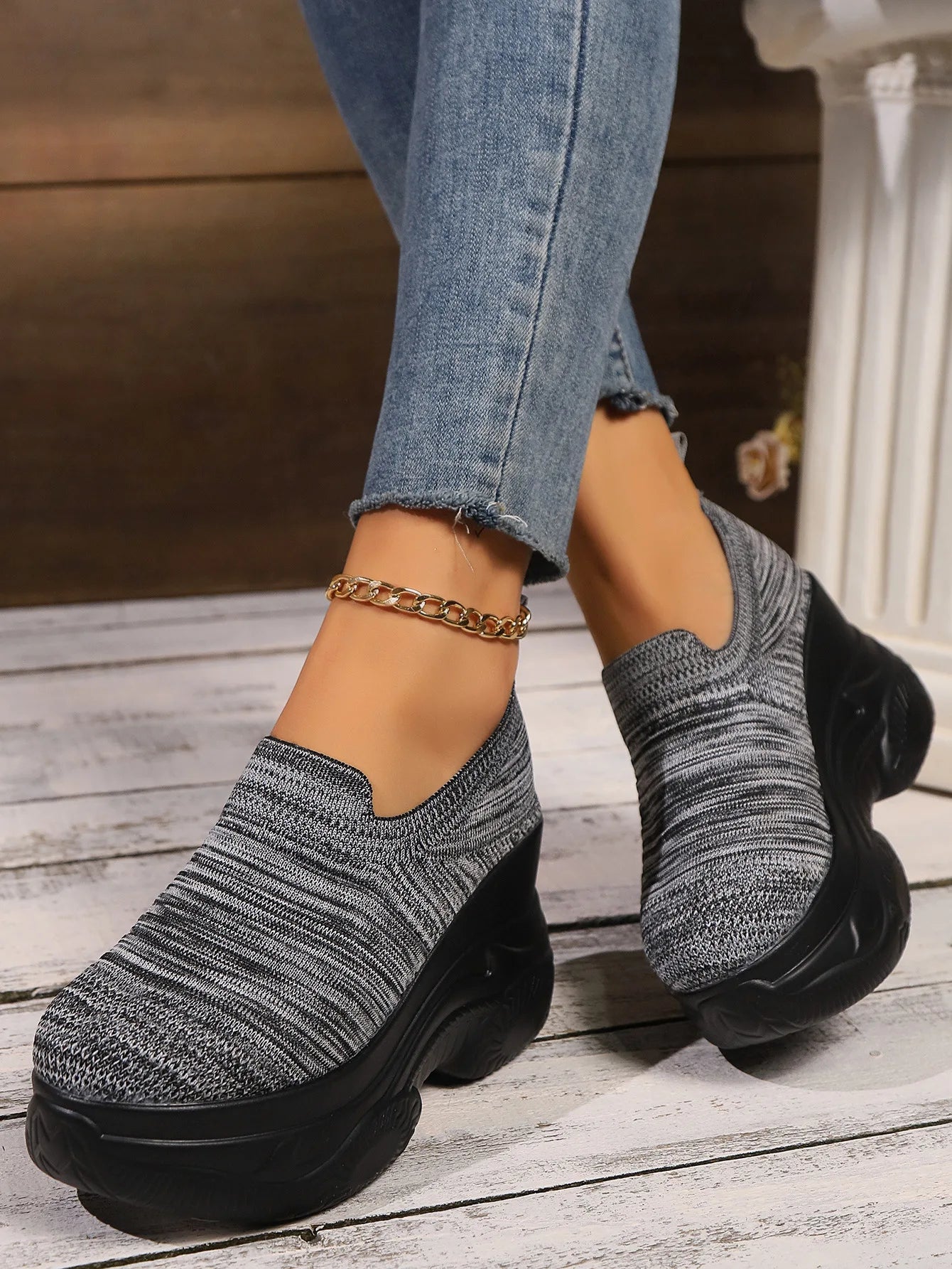 Heightening Thick Sole Fashionable Ladies Shoes 2025 Autumn New Black Mesh Breathable Casual Slip-on Women's Vulcanized Shoes