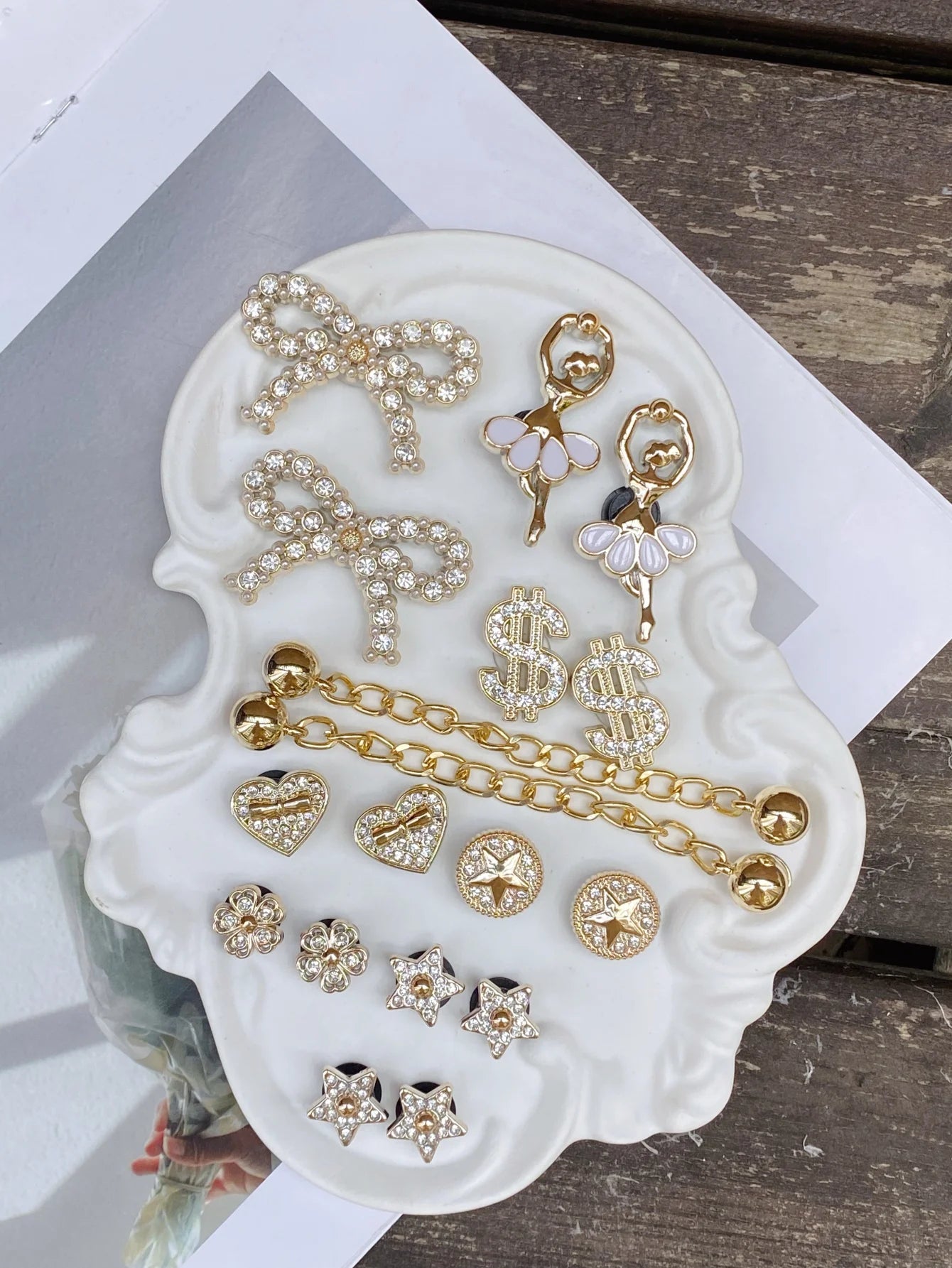 18 Golden chain US dollar bow Dance Girl creative multi-purpose (DIY) decorations, suitable for a variety of items such as phone