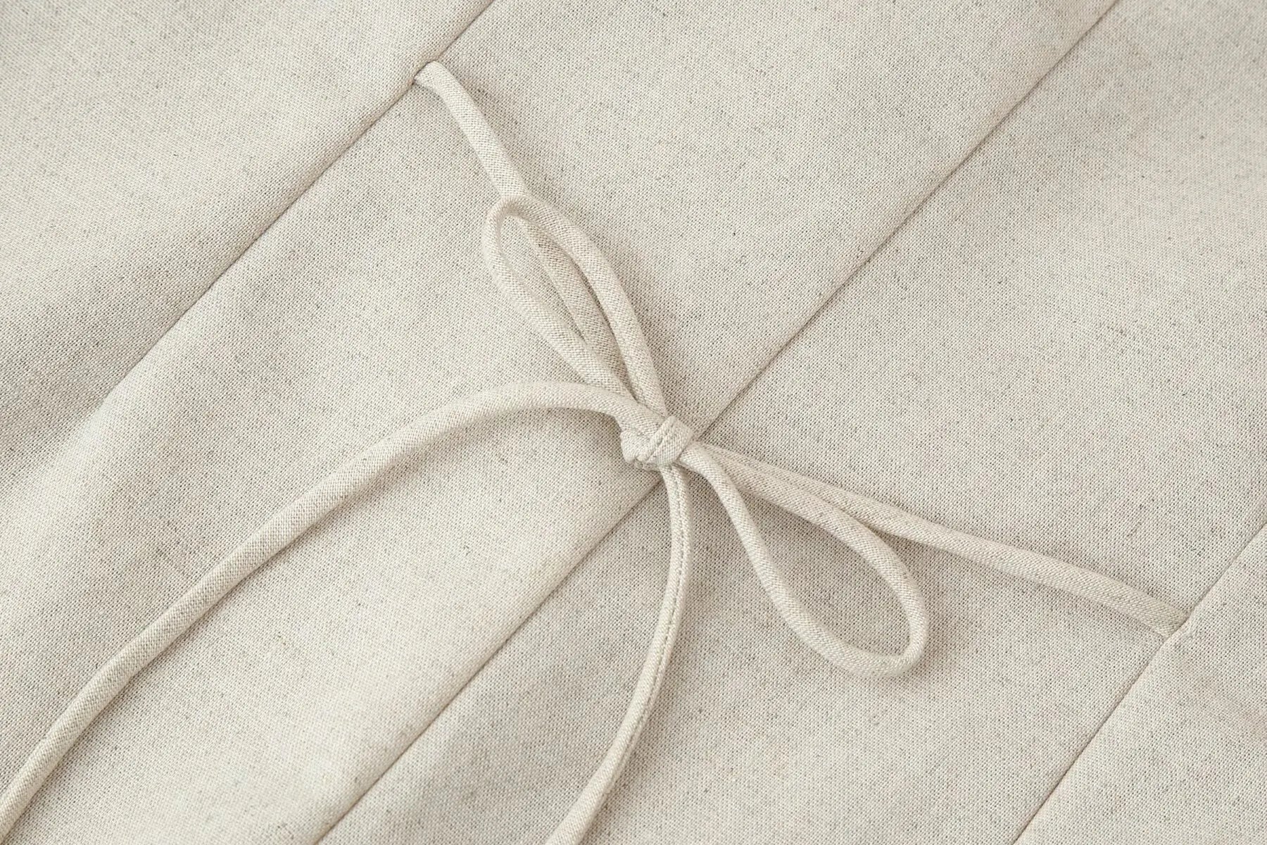 2025 New Set Women's Asymmetric Buckle Vest Short Skirt Set Round Neck Sleeveless Top A-line Skirt Summer New Casual Chic Set