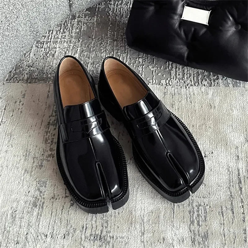 Classic Split Toe Loafers Women Brand Design Fashion Tabi Ninja Lace-up Casual Shoes Chunky Platform Flats Shoes Mujer 2025