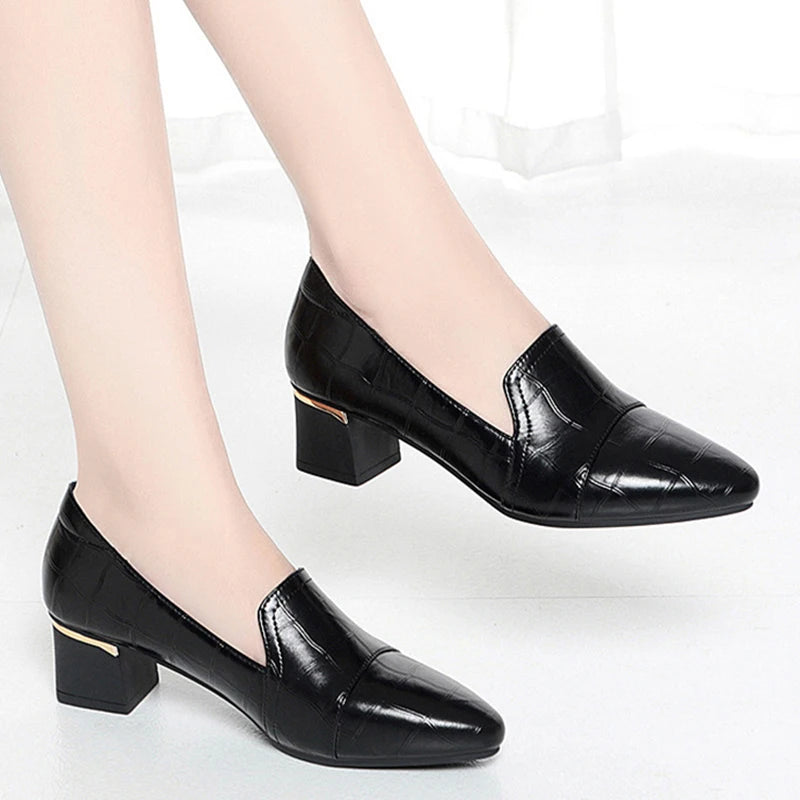 Mom Shoes Spring And Autumn Women's Leather Shoes Thick Heels Work Women's Shoes Comfortable Soft Sole Single Shoes Work Shoes