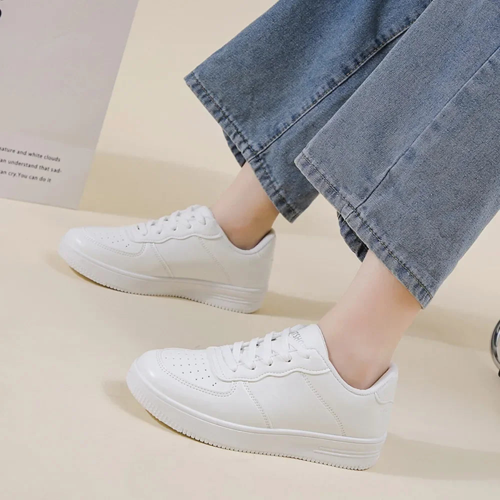 2024 New Women's Flat Bottom Sneakers  Fashionable and Breathable Women's Sports Shoes Lightweight Walking Women Shoes