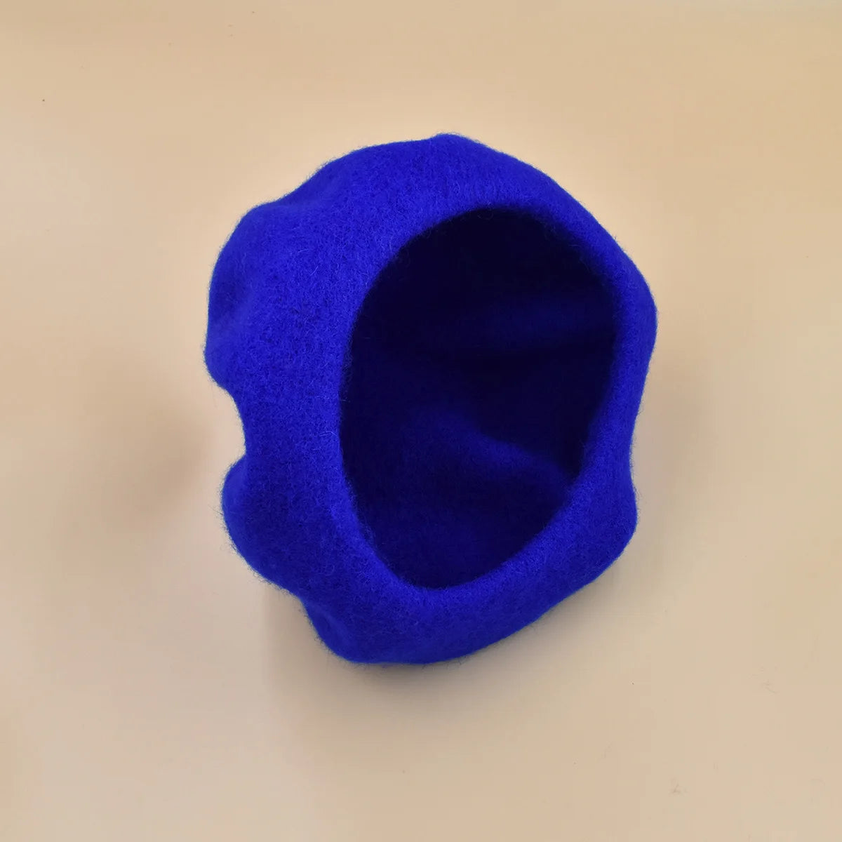 New Women black pink Berets Hat Fashion Solid Color Wool Knitted With Ladies Beanie Beret Hat Warm Autumn and winter Cap