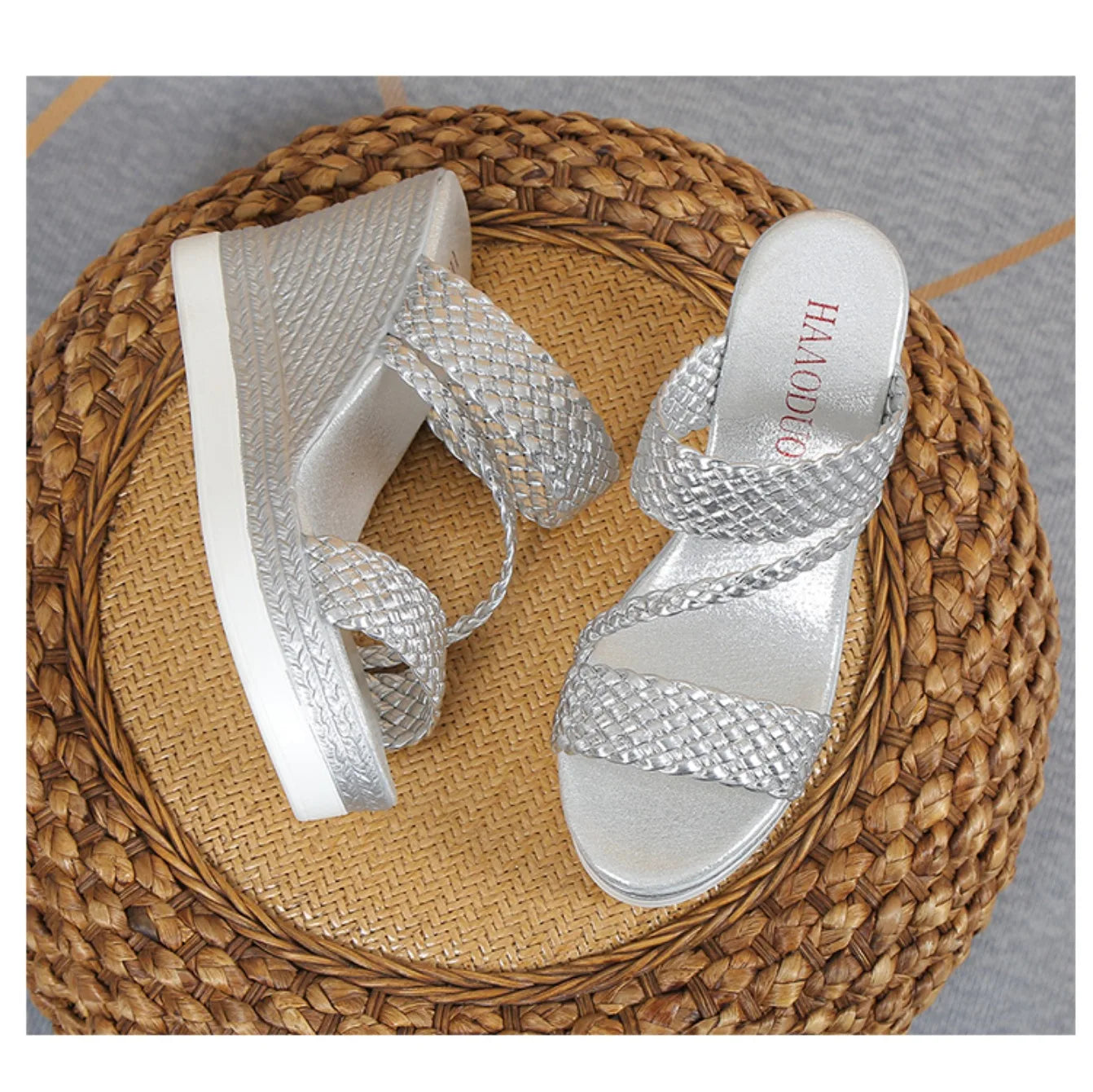 Women Sandals 2024 Summer New Outdoor Beach Sandals Comfortable Hot Shallow Wedges Shoes for Women Designer Casual Sandals
