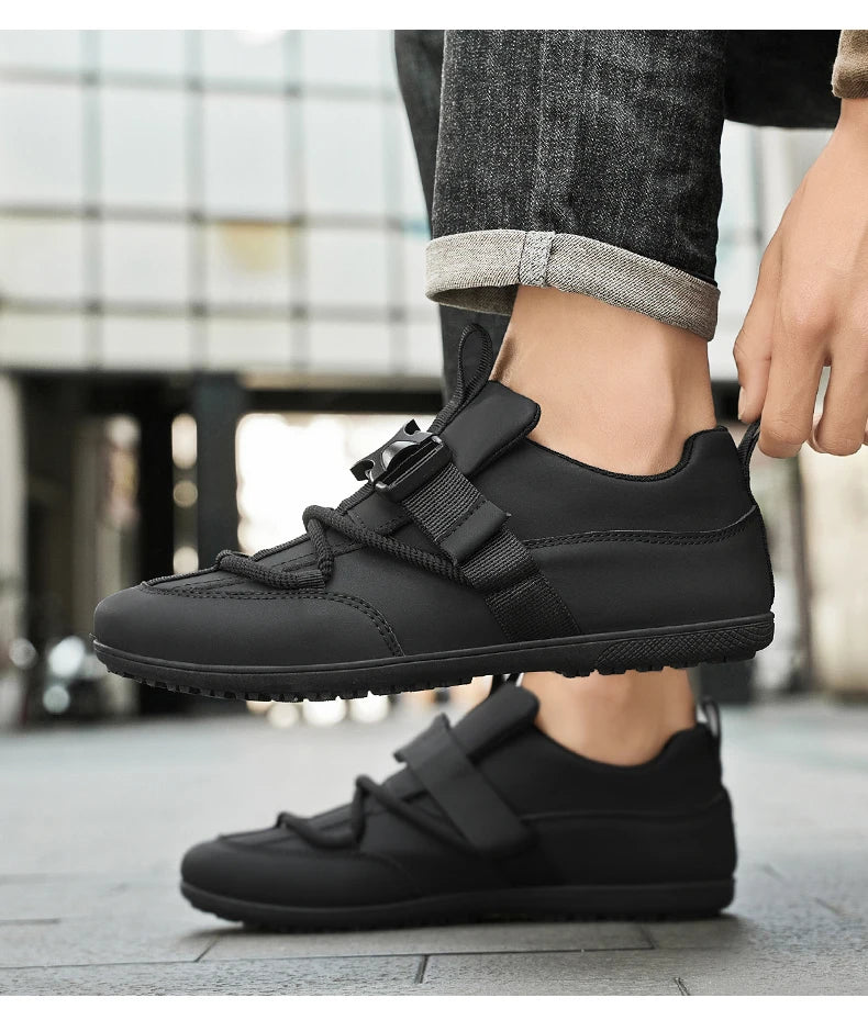 2025 Fashionable Men's Shoes Men Vulcanized Sneakers Leather Casual Shoes Slip-On Walking Travel Shoes Flat Bottomed Work Shoes