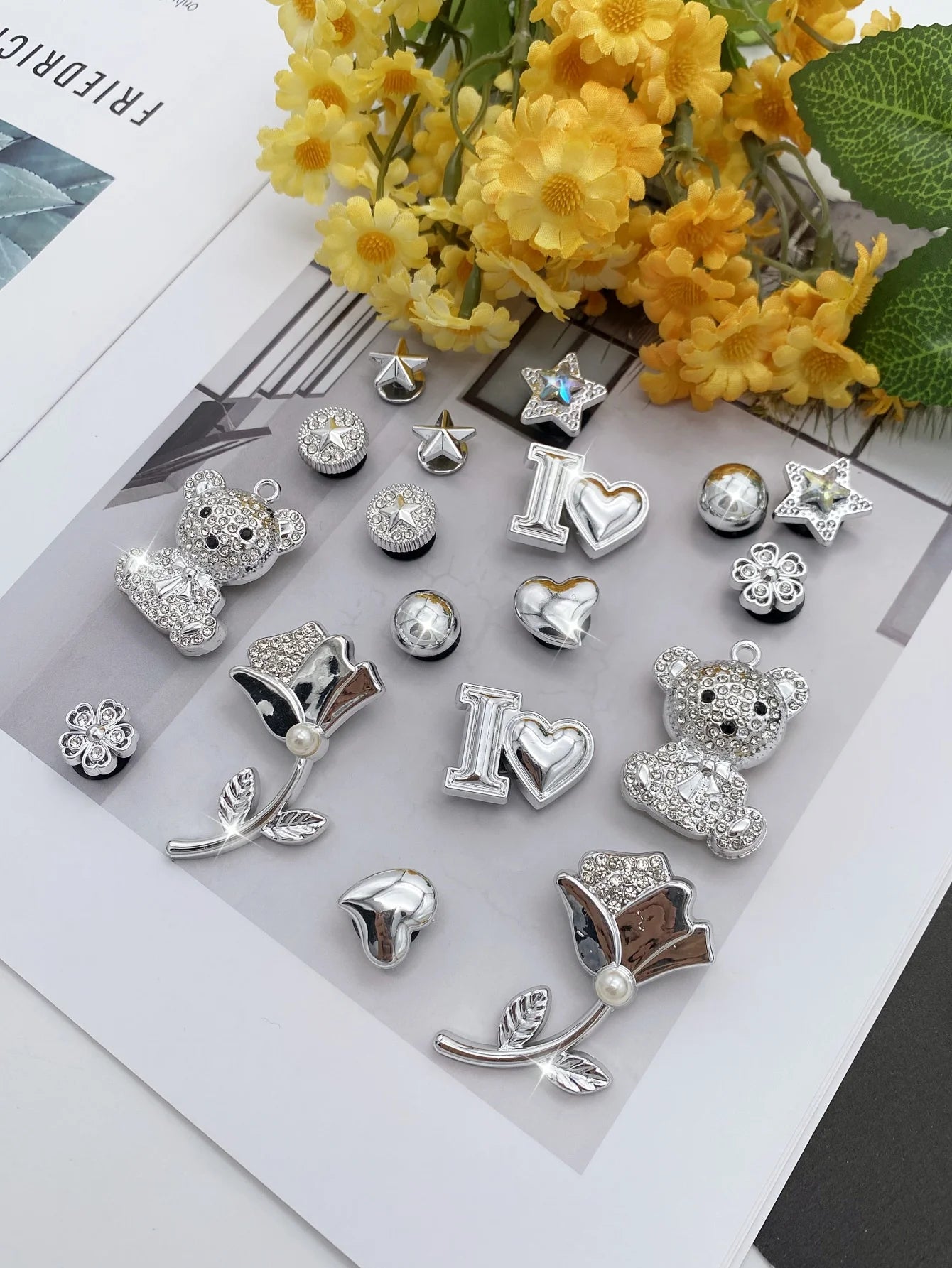 18 silver dot diamond bear, letters, hearts, silver beads, stars and other DIY shoe buckle decorations, multi-functional shoe cl