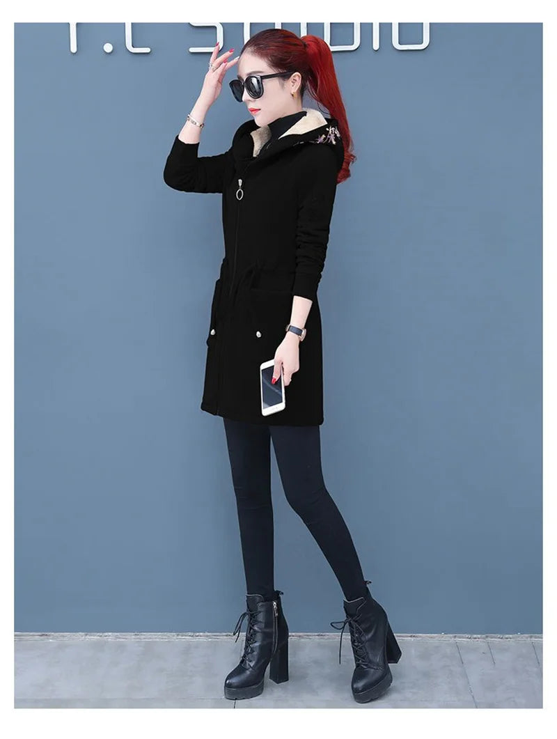 Plus Velvet Thick Lamb Plush Jacket Women 2025 New Autumn Winter Parkas Lace-Up Of Hooded Loose Long Embroid Trench Coat Female