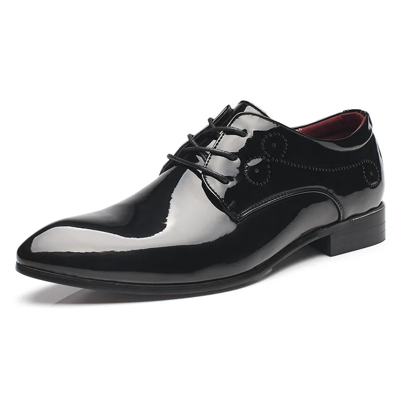 Men's Classic Retro Brogue Shoes Patent Leather Mens Lace-Up Dress Business Office Shoes Men Party Wedding Oxfords Sizes 38-48