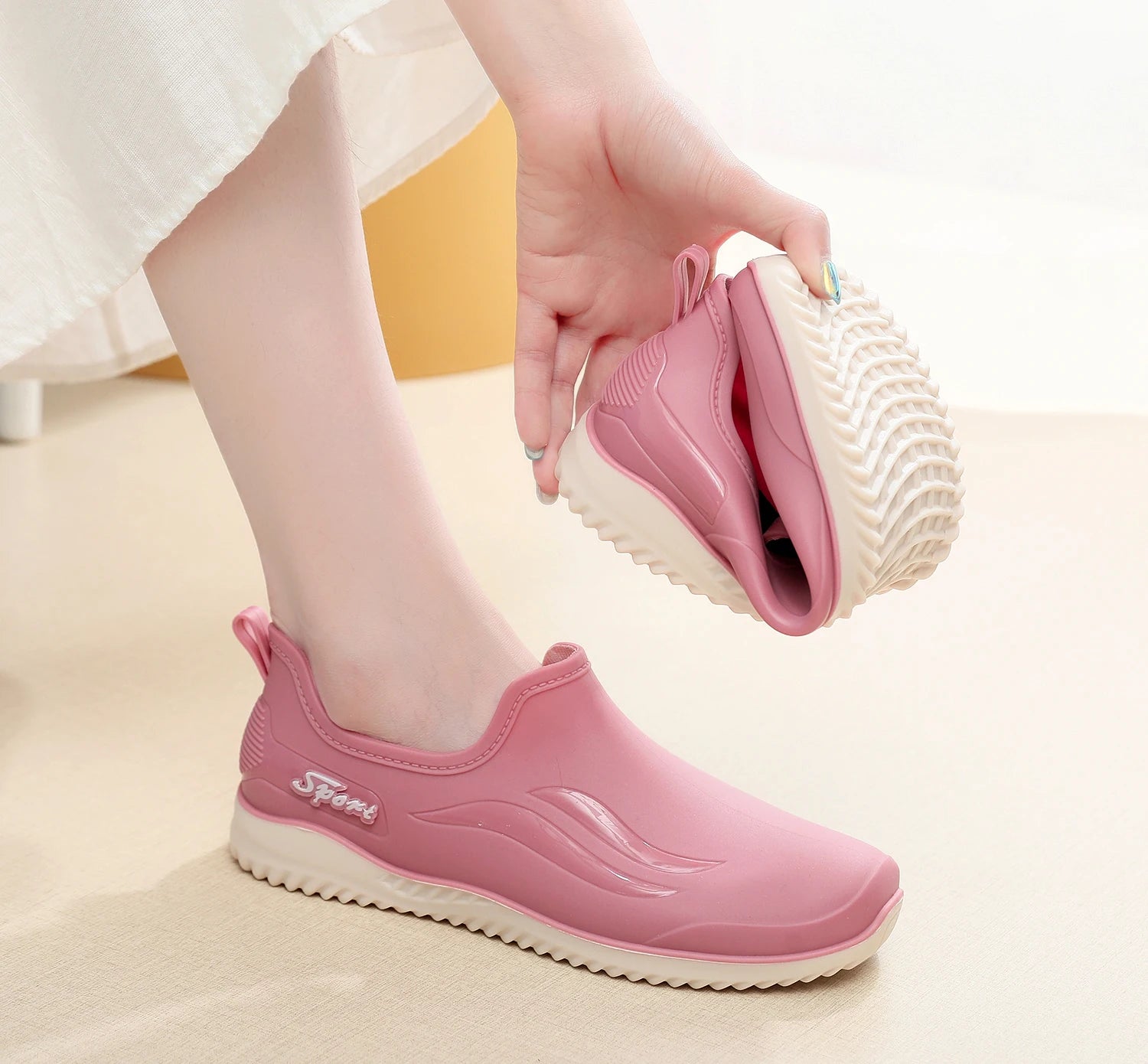 Low-top Rain Boots Women's Kitchen Water Boots Waterproof Exterior Wear Casual Flat Work Non-slip Lightweight Men's Rain Boots