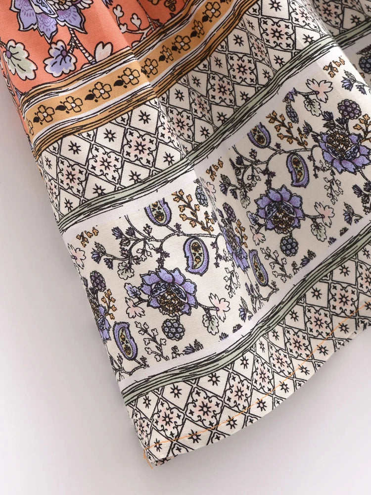 Boho Queens Women Wild Floral Print Deep V-neck Summer Bohemian Mini Dresses Robe Lady Short Sleeve Beach Boho Dress Vestidos