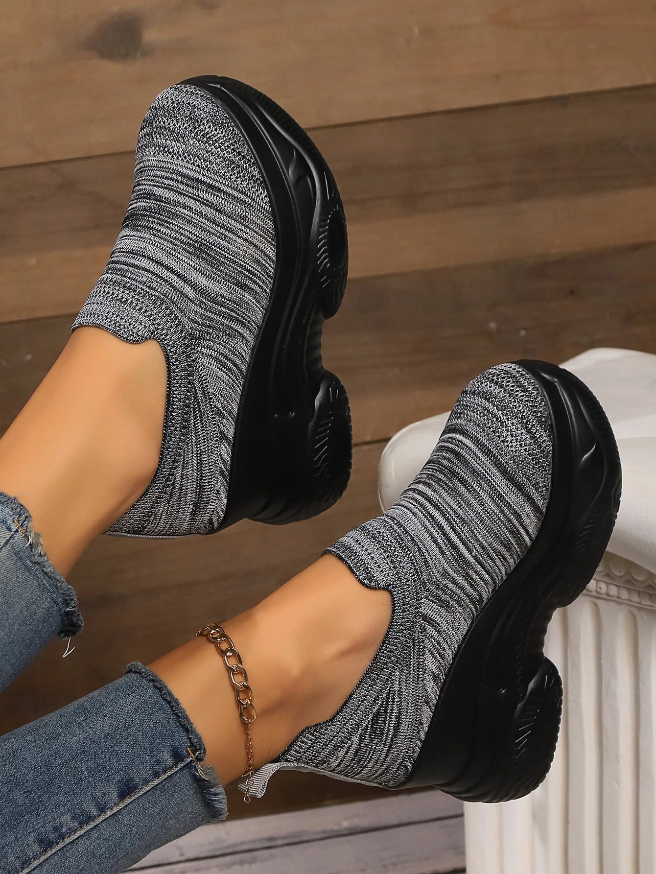 Heightening Thick Sole Fashionable Ladies Shoes 2025 Autumn New Black Mesh Breathable Casual Slip-on Women's Vulcanized Shoes